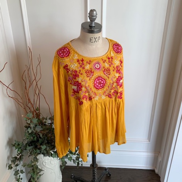 Altar'd State Tops - Altar'd State Women's Boho Embroidered Rayon Top